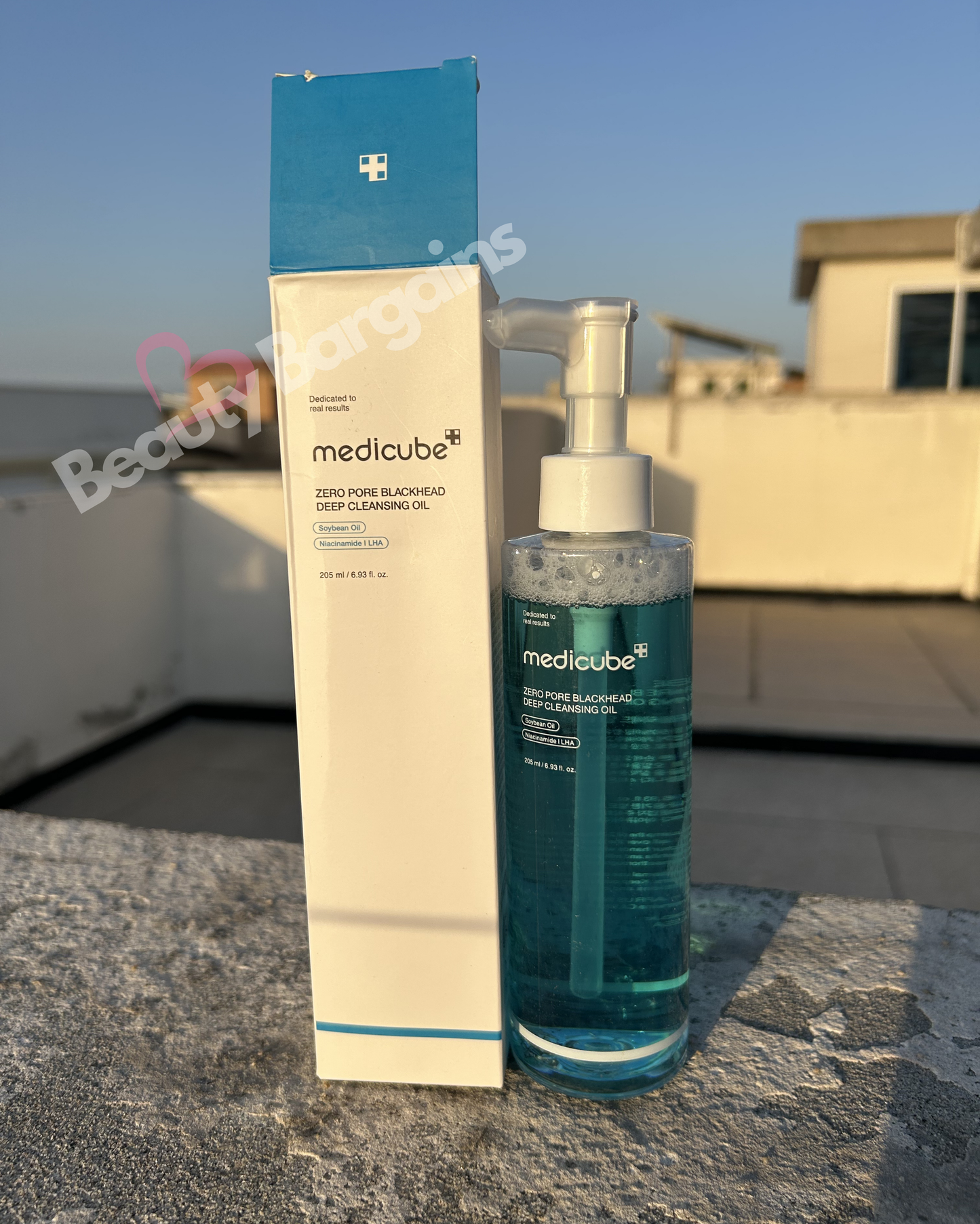 MEDICUBE ZERO PORE BLACKHEAD CLEANSING OIL 205 ML
