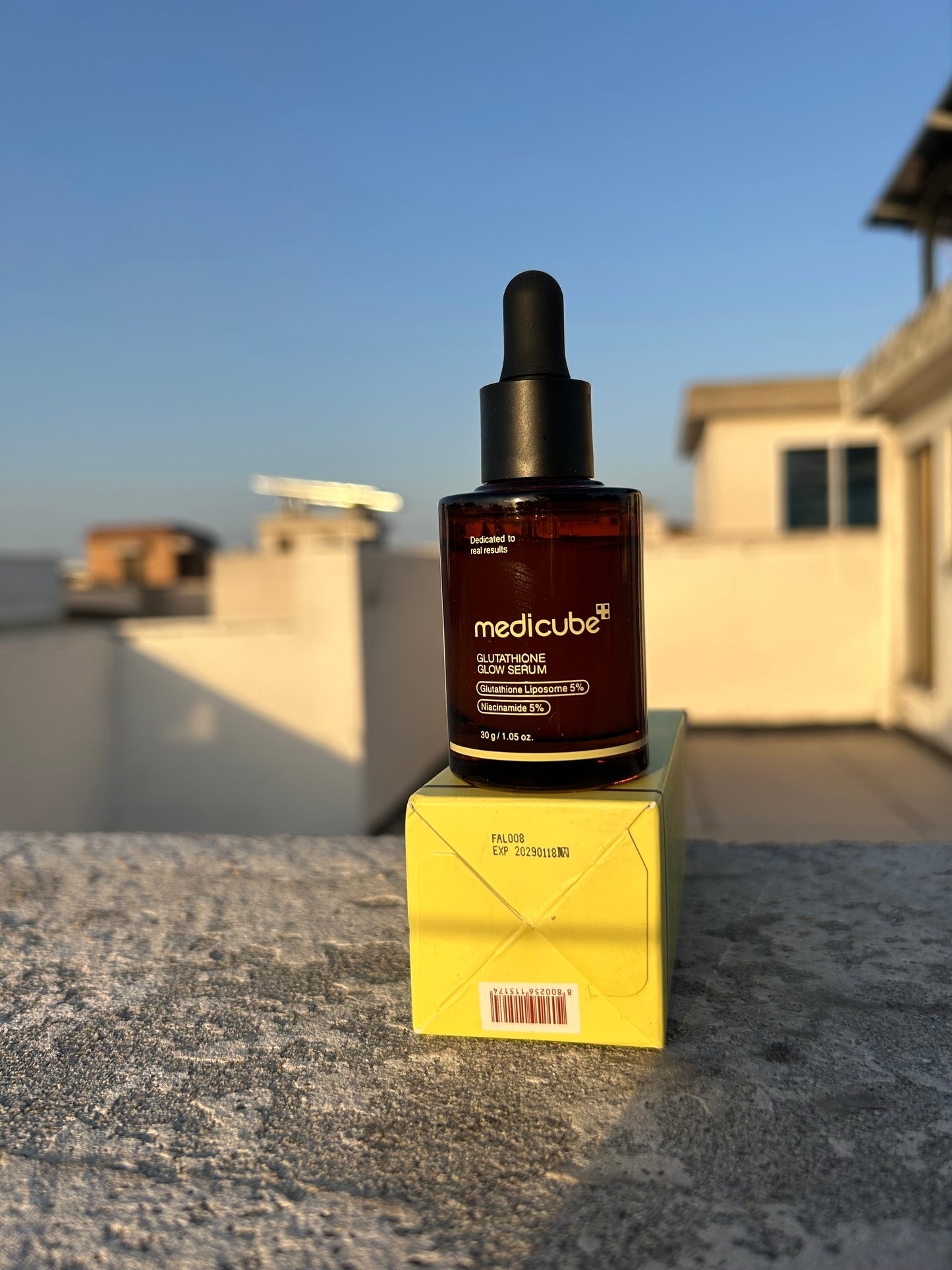 MEDICUBE GLUTATHIONE GLOW SERUM 30 GRAMS.