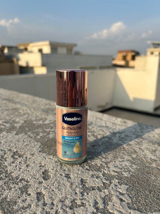 VASELINE GLUTAGLOW BRIGHT & DRY AMPOULE SERUM DEODORANT 45 ML.