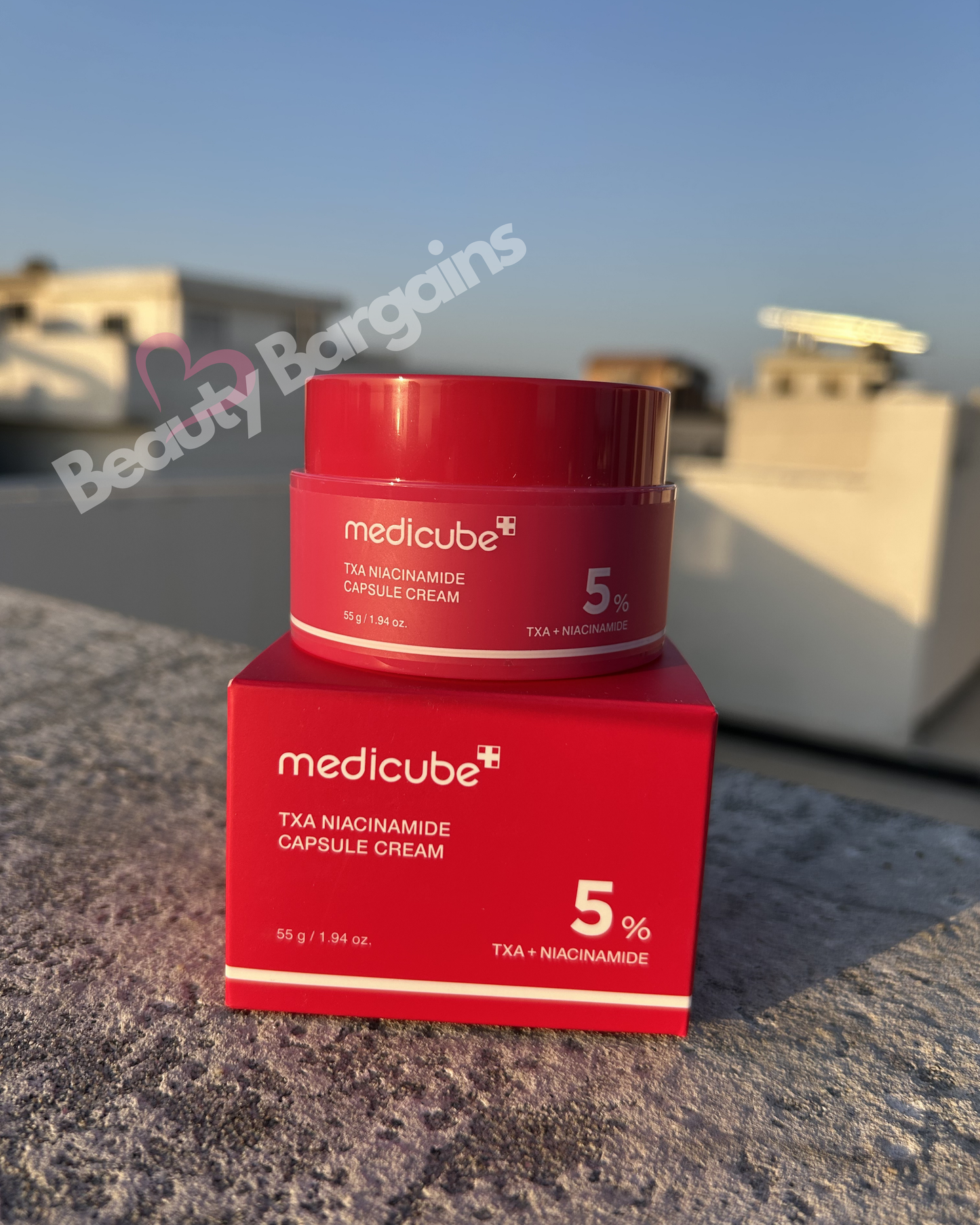 MEDICUBE 5% TXA + NIACINAMIDE CAPSULE CREAM 55 GRAMS.